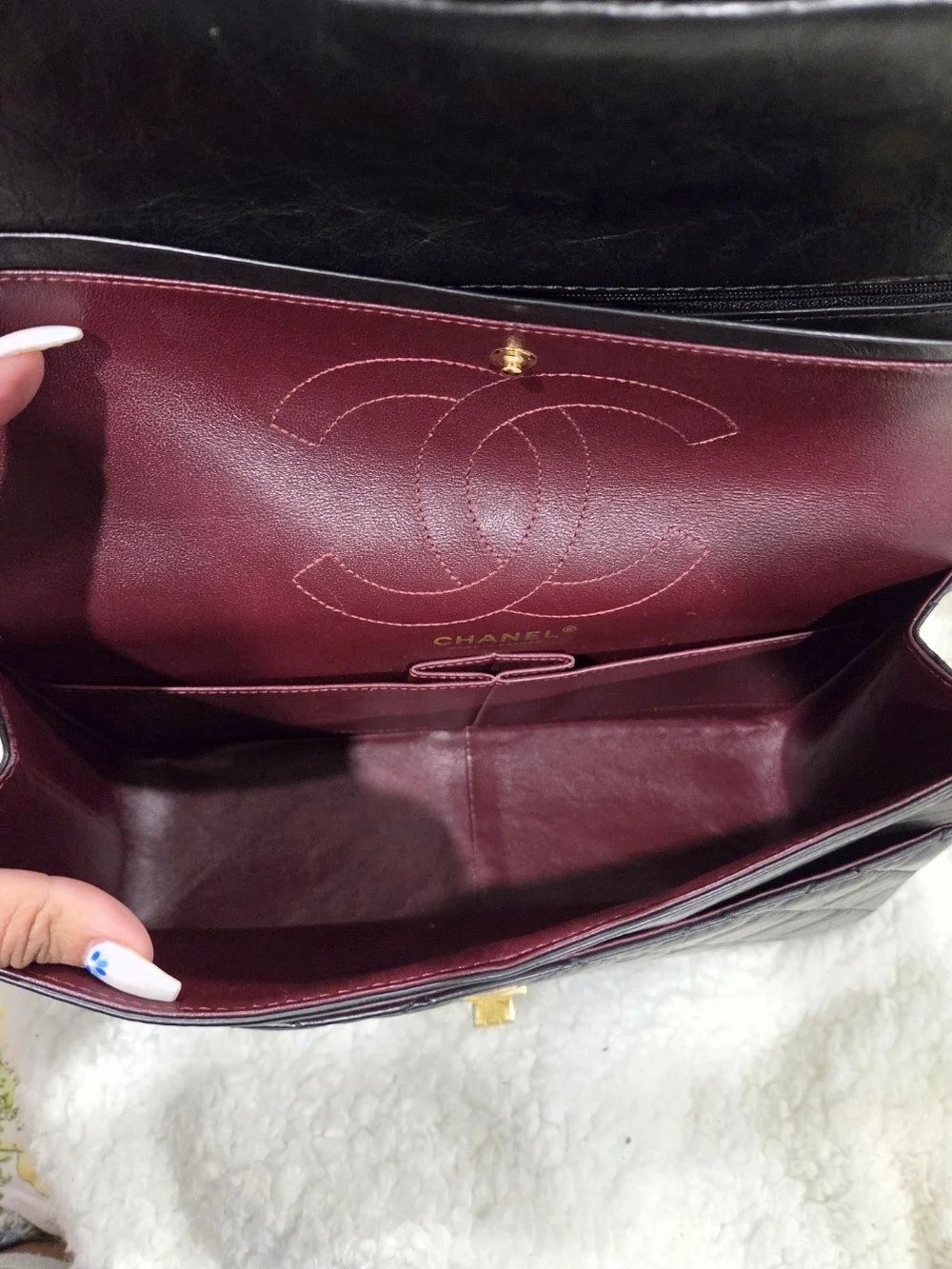 CHANEL gorgeous reissue